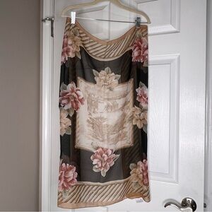 Liz Claiborne Floral Giraffe Safari Print Women's Scarf